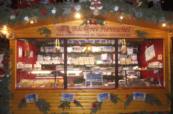 striezelmarkt-dresden-verkauf-stollen